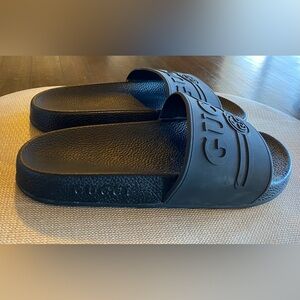 Women’s Authentic GUCCI Black Slides Sandals 7.5